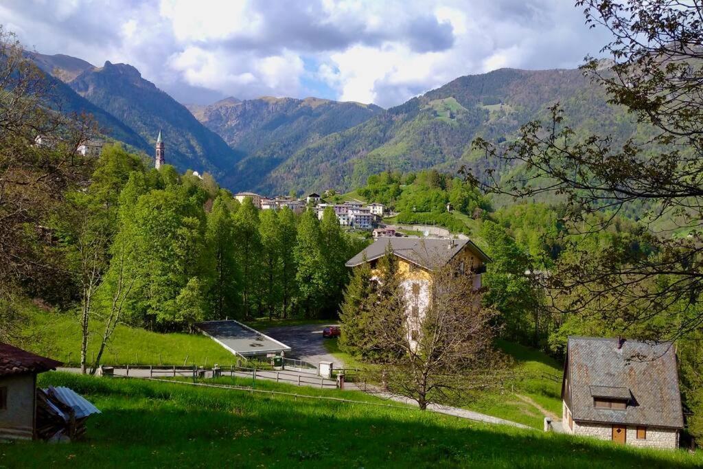 Appartamento Panoramico Casa Gerro Averara Extérieur photo